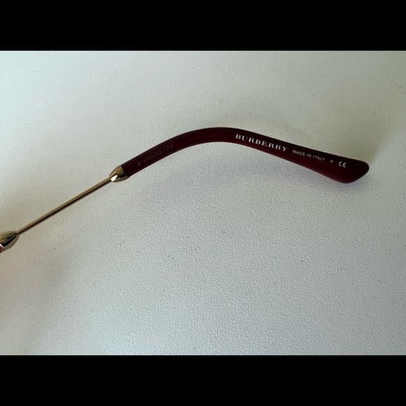 Burberry Check Detail Round Frame Sunglasses - Picture 7 of 14